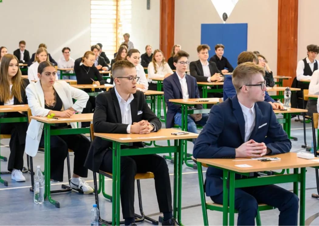 Co można wnieść na maturę z matematyki? Sprawdź, czego nie zabrać!